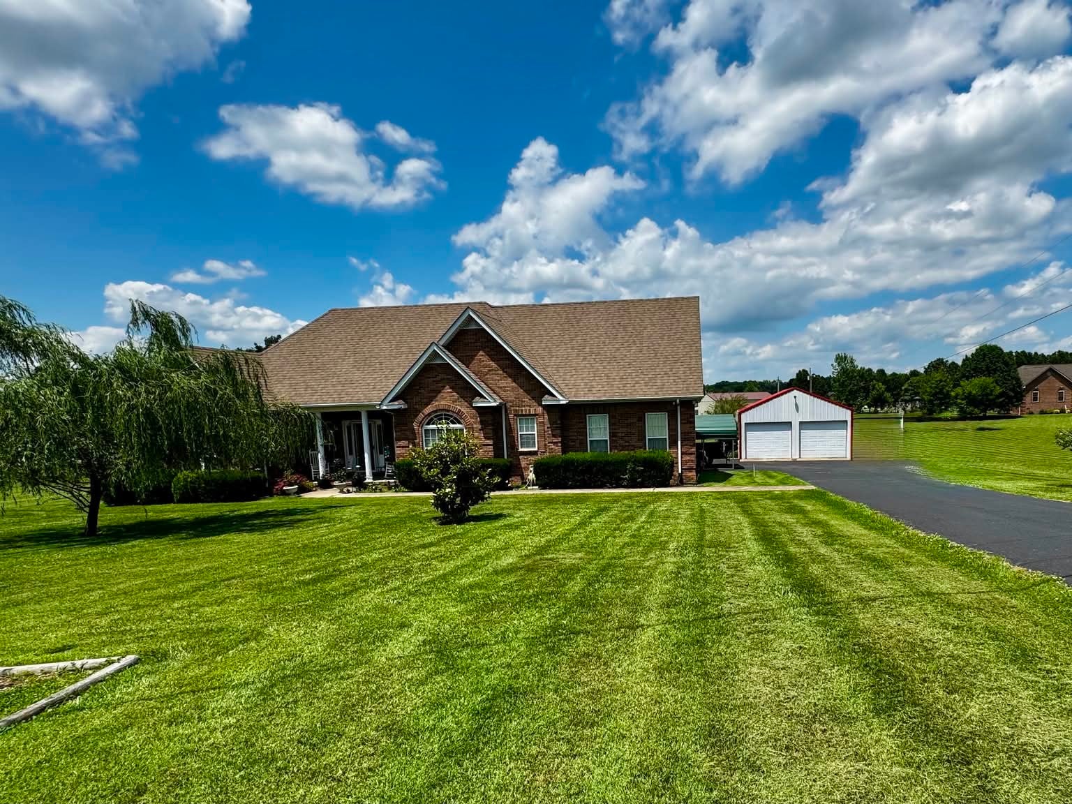 Tuck Rd, Lafayette, TN 37083