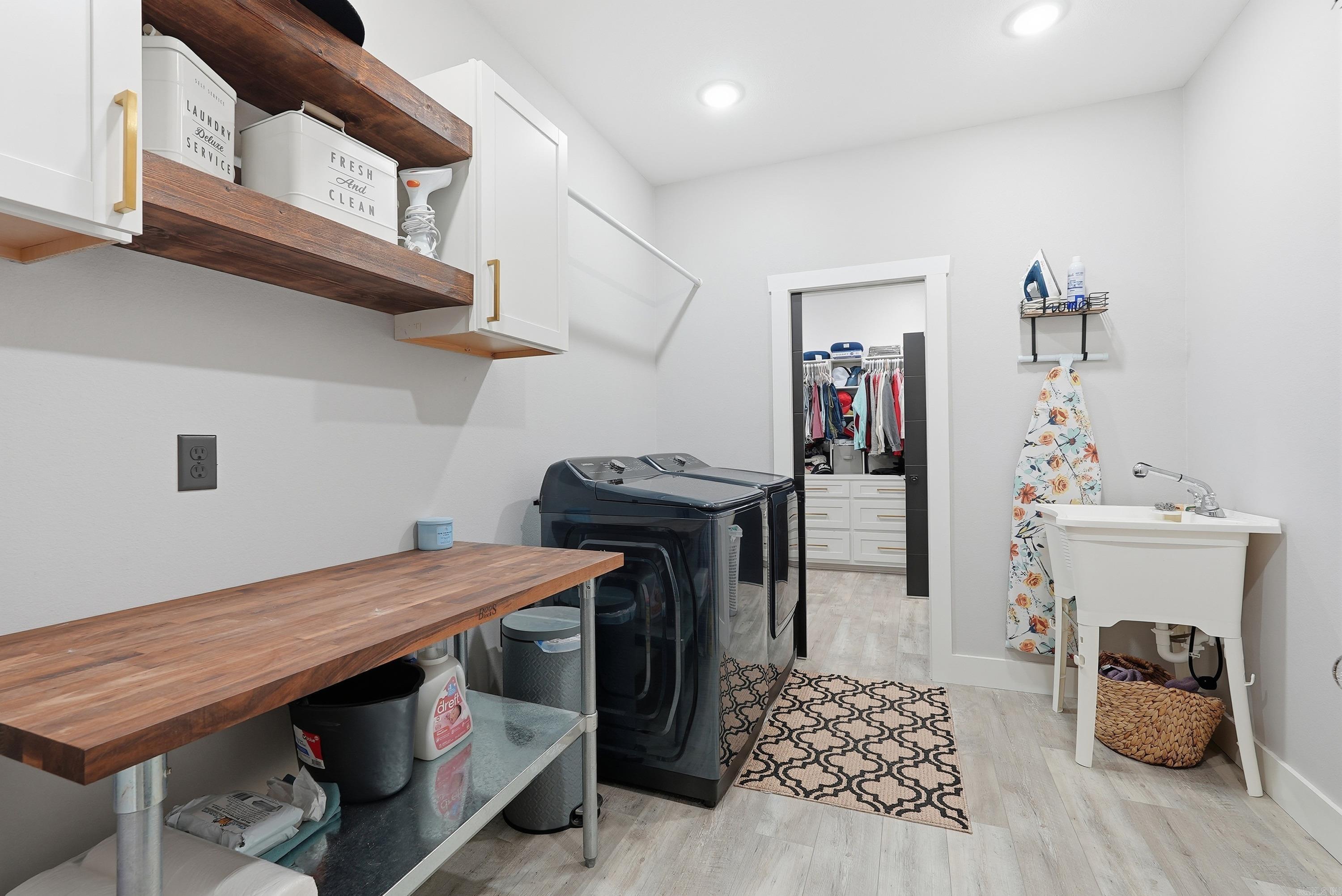 Morrilton, Arkansas, 72110, United States, 3 Bedrooms Bedrooms, ,4 BathroomsBathrooms,Residential,For Sale,2003394