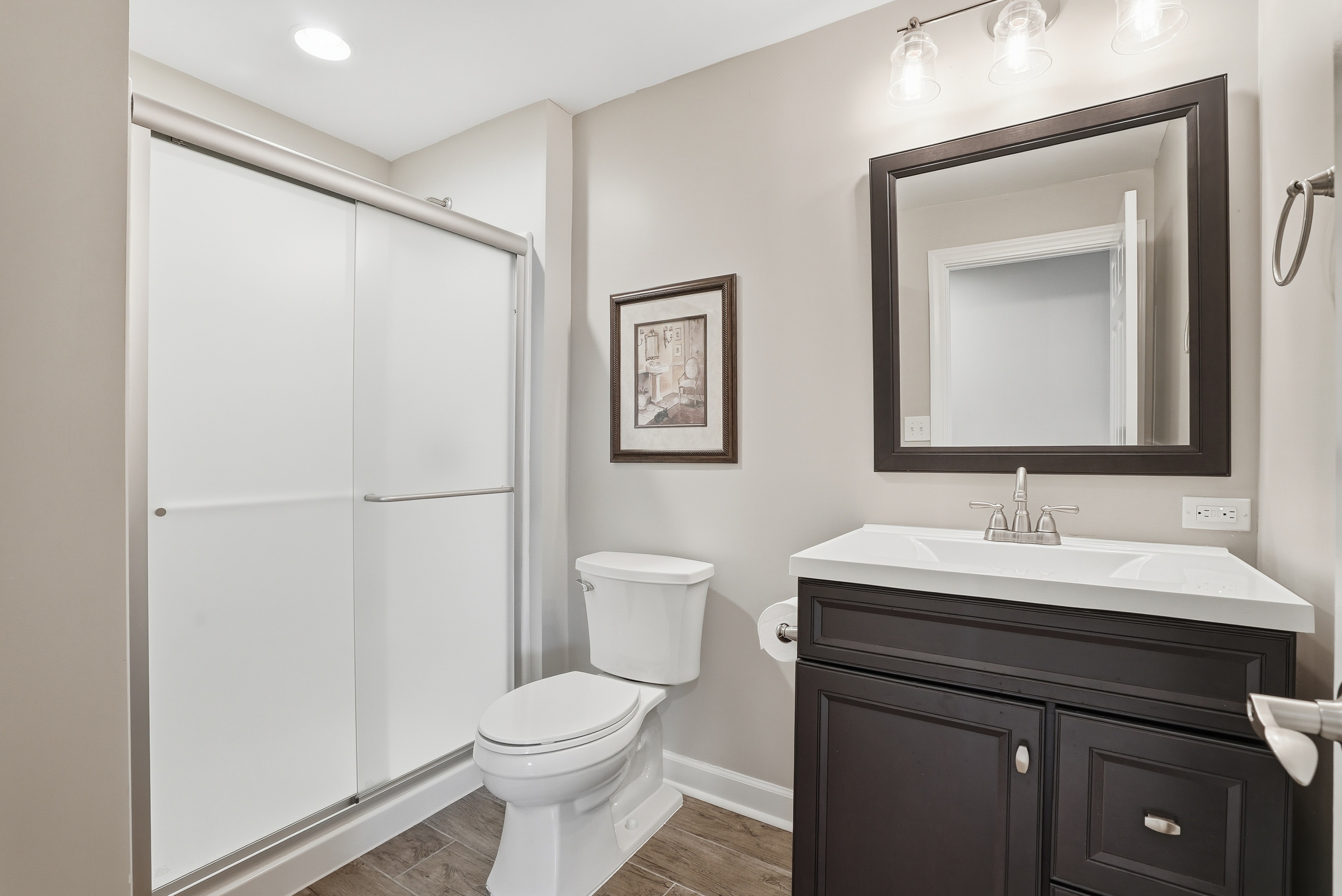  The Crown Jewel of Tall Grass: Waterfront Privacy Meets the Ultimate Layout - 物件實景