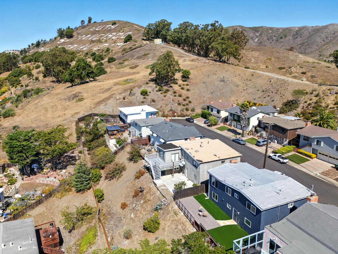 South San Francisco, California, 94080, United States, 4 Bedrooms Bedrooms, ,3 BathroomsBathrooms,Residential,For Sale,1951166