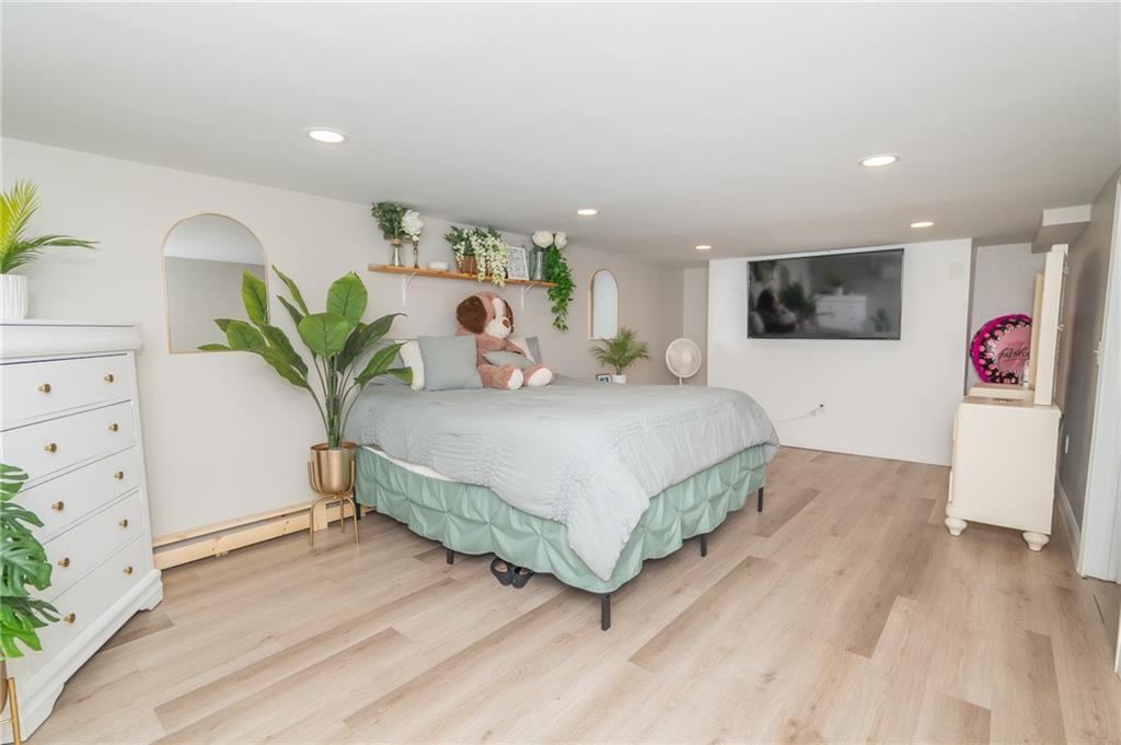 North Providence, Rhode Island, 02911, United States, 4 Bedrooms Bedrooms, ,1 BathroomBathrooms,Residential,For Sale,2005817