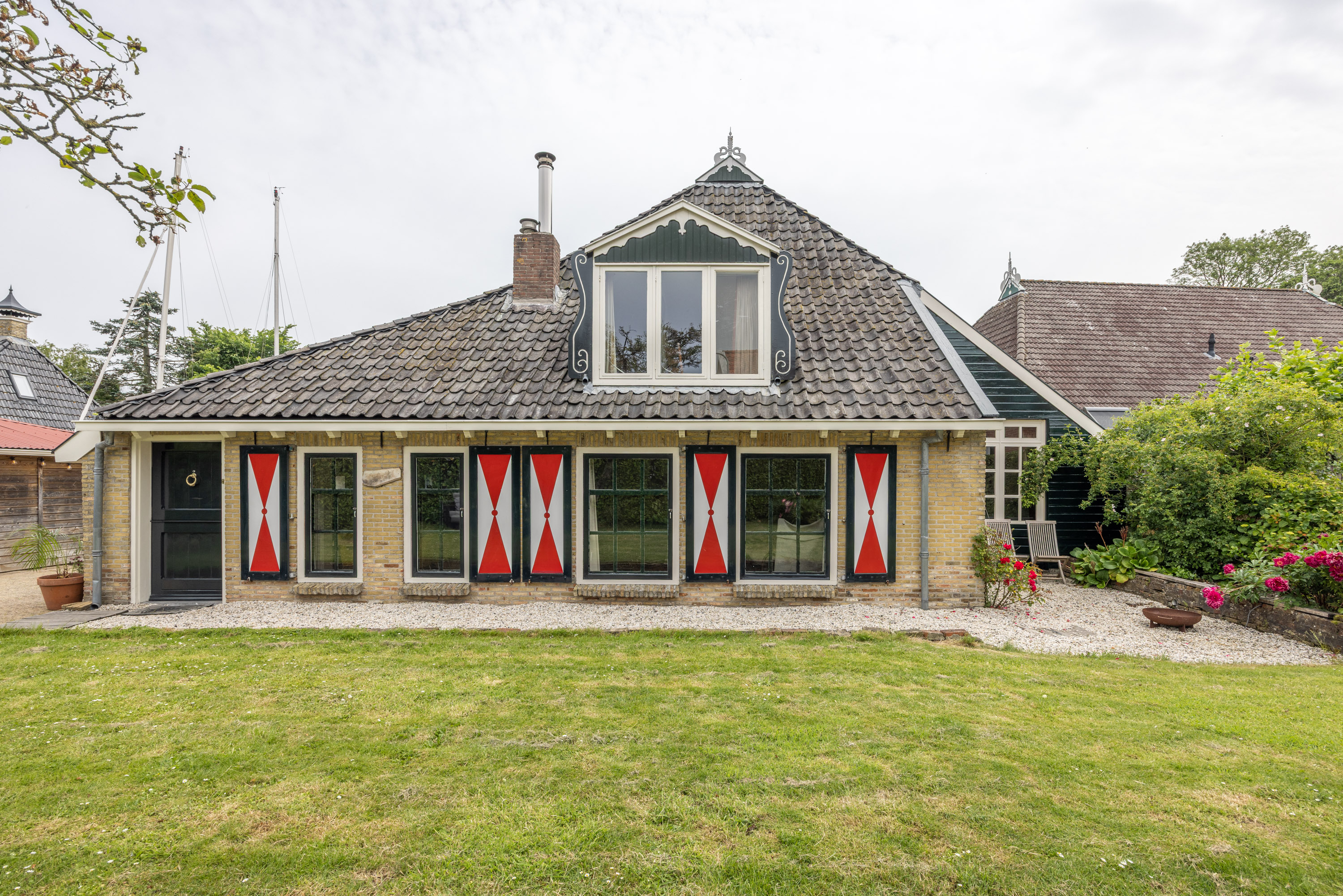  The Waterfront Farmhouse Residence of Terherne - 物件實景