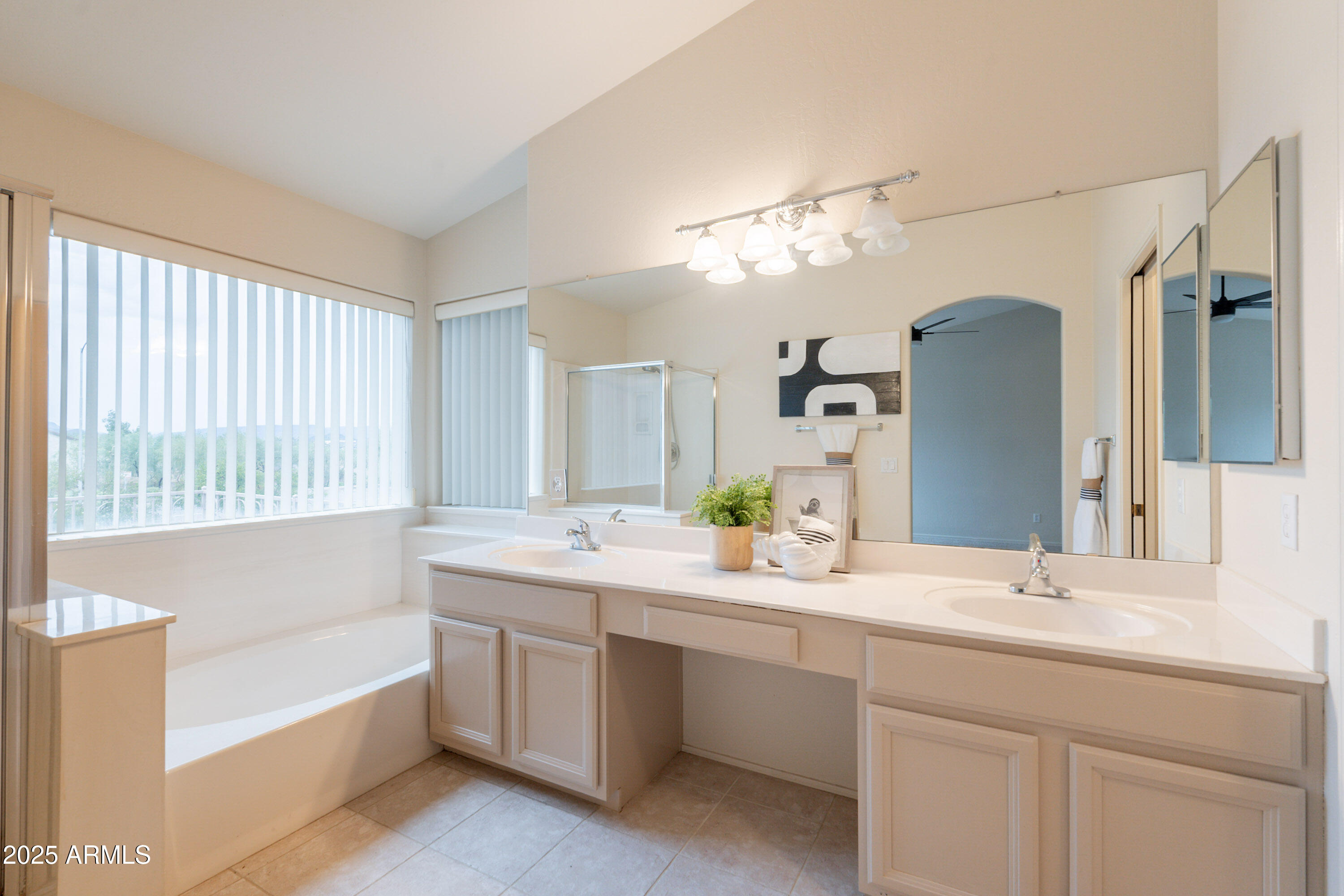 Cave Creek, Arizona, 85331, United States, 3 Bedrooms Bedrooms, ,Residential,For Sale,1955648