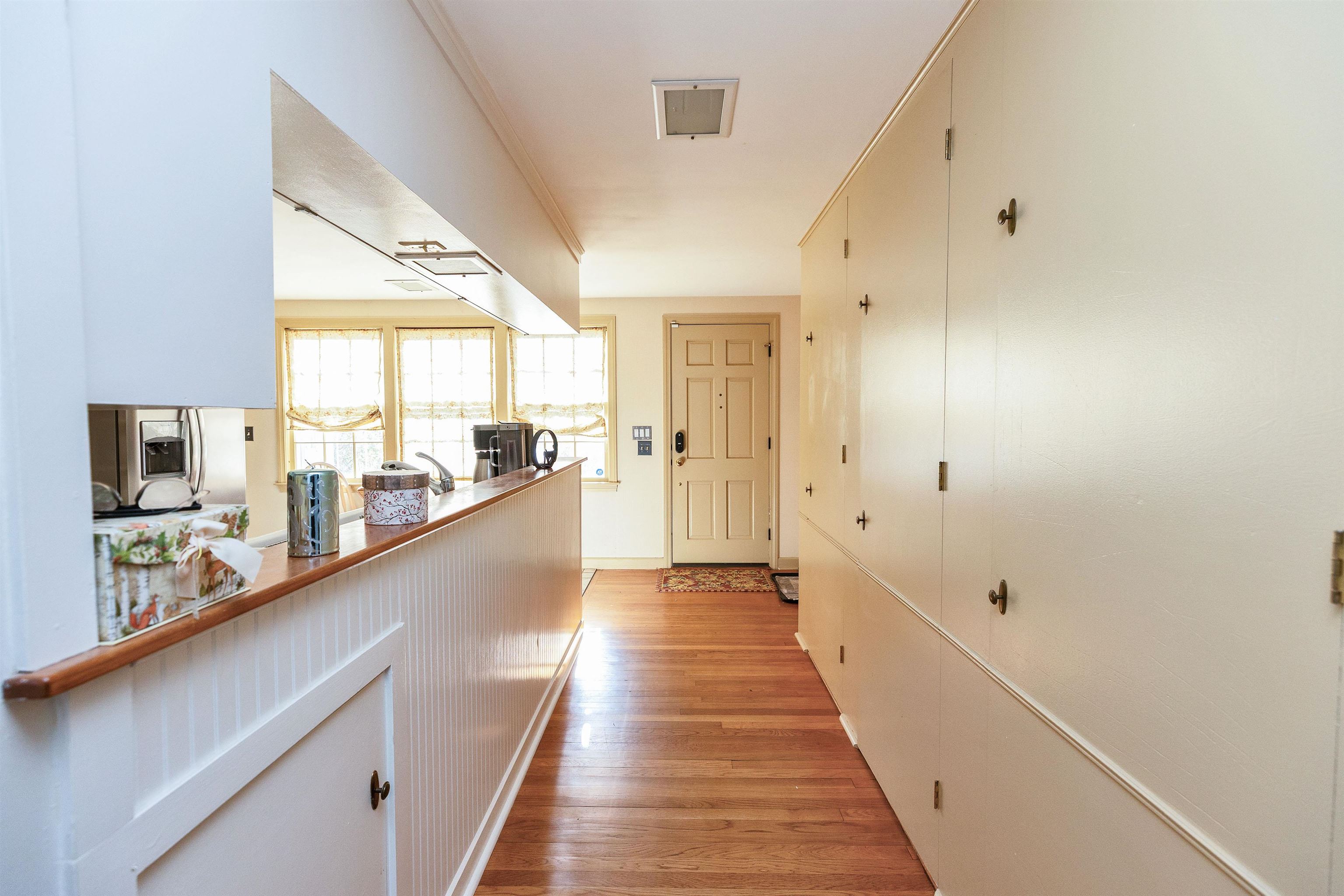 Wilton, New Hampshire, 03086, United States, 3 Bedrooms Bedrooms, ,3 BathroomsBathrooms,Residential,For Sale,1985735