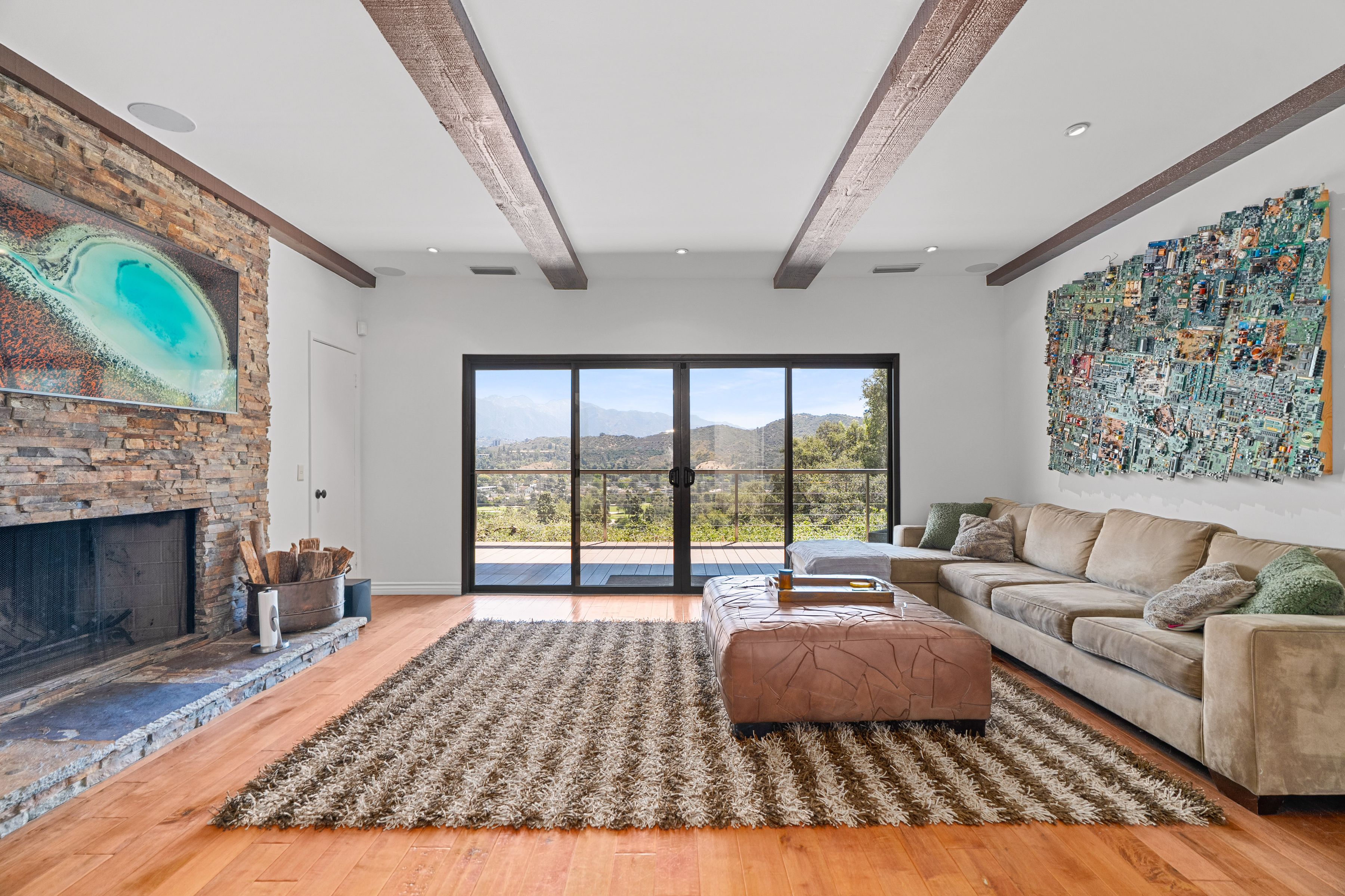  3282 Beaudry Ter - 物件實景