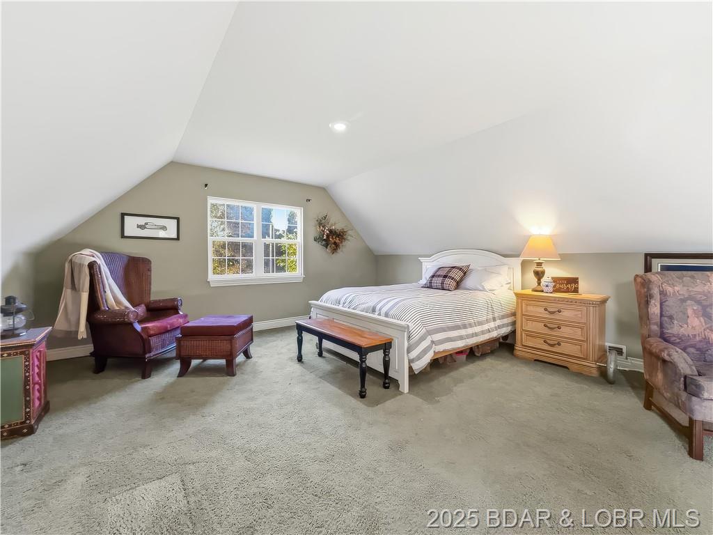 Camdenton, Missouri, 65020, United States, 4 Bedrooms Bedrooms, ,5 BathroomsBathrooms,Residential,For Sale,1989122