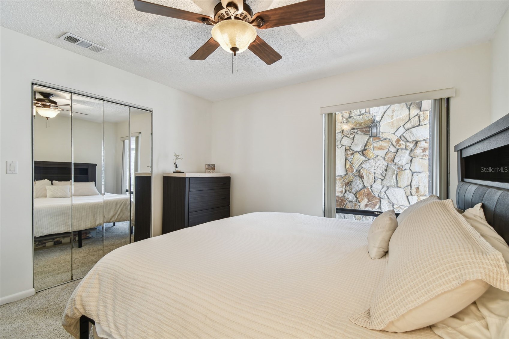 Tampa, Florida, 33615, United States, 3 Bedrooms Bedrooms, ,2 BathroomsBathrooms,Residential,For Sale,1915147