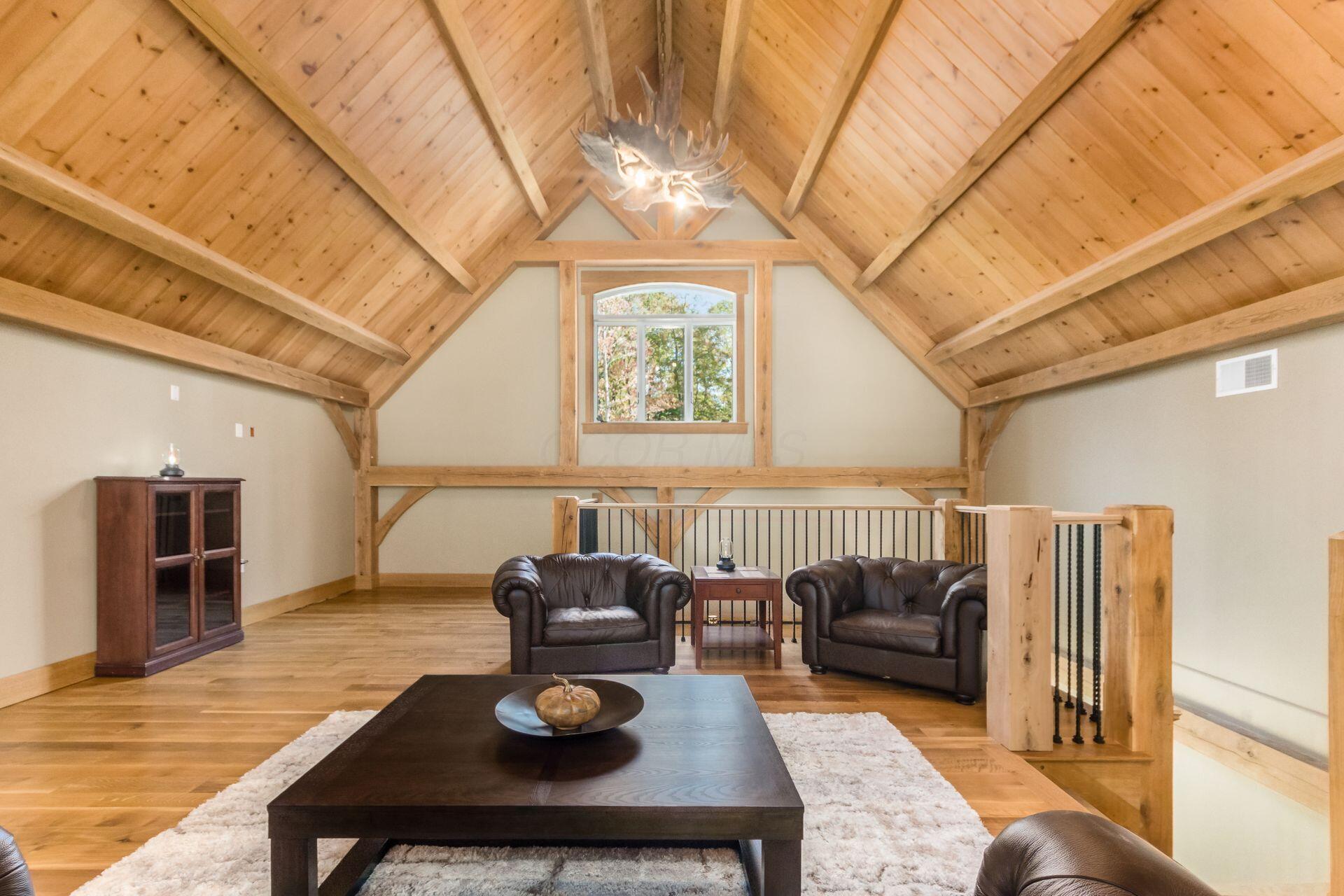 Rockbridge, Ohio, 43149, United States, 8 Bedrooms Bedrooms, ,14 BathroomsBathrooms,Residential,For Sale,1820005