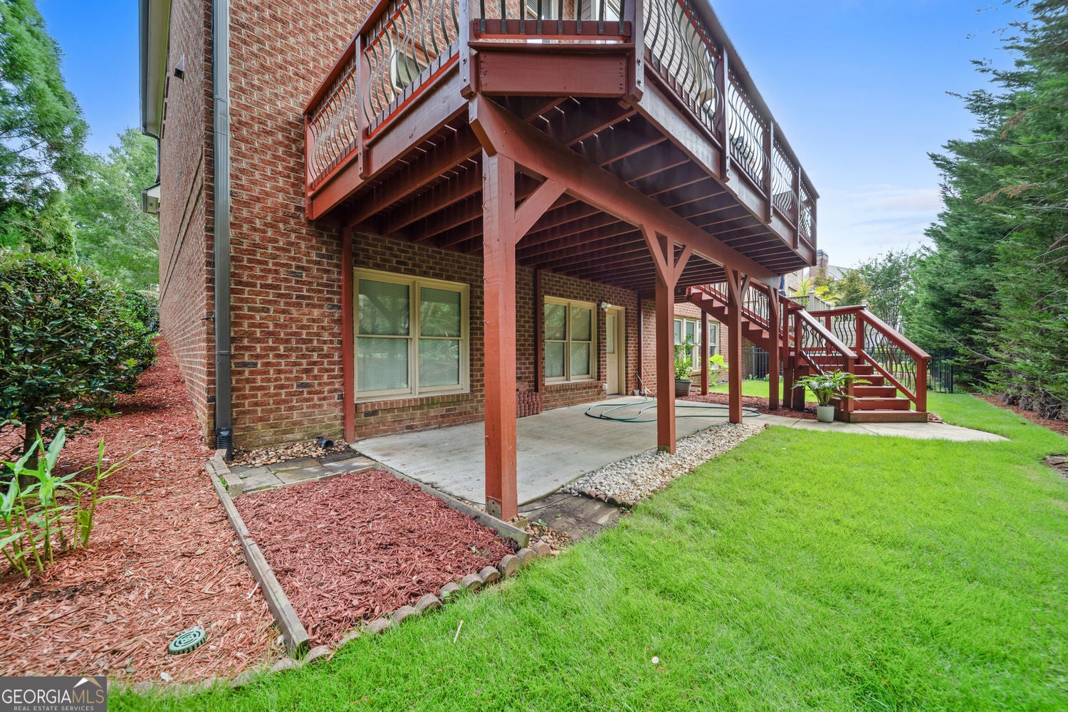 Snellville, Georgia, 30078, United States, 4 Bedrooms Bedrooms, ,5 BathroomsBathrooms,Residential,For Sale,1992513