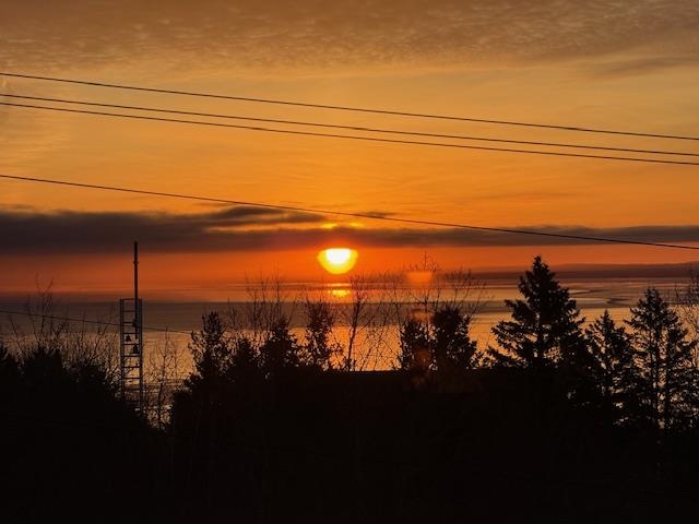 Duluth, Minnesota, 55805, United States, 4 Bedrooms Bedrooms, ,2 BathroomsBathrooms,Residential,For Sale,1941735