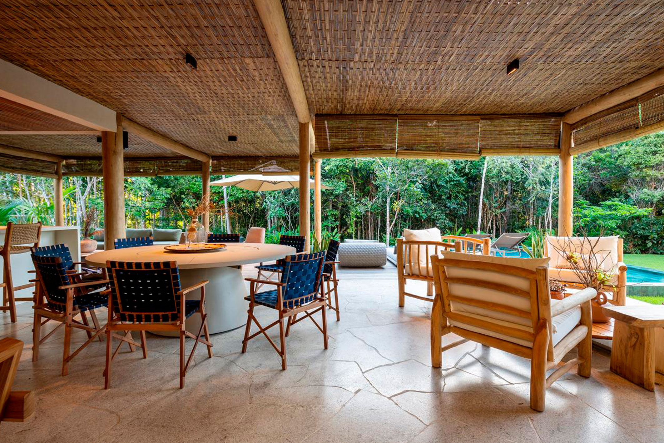  House by Guido Ramos Integrated with Nature in Trancoso - 物件實景