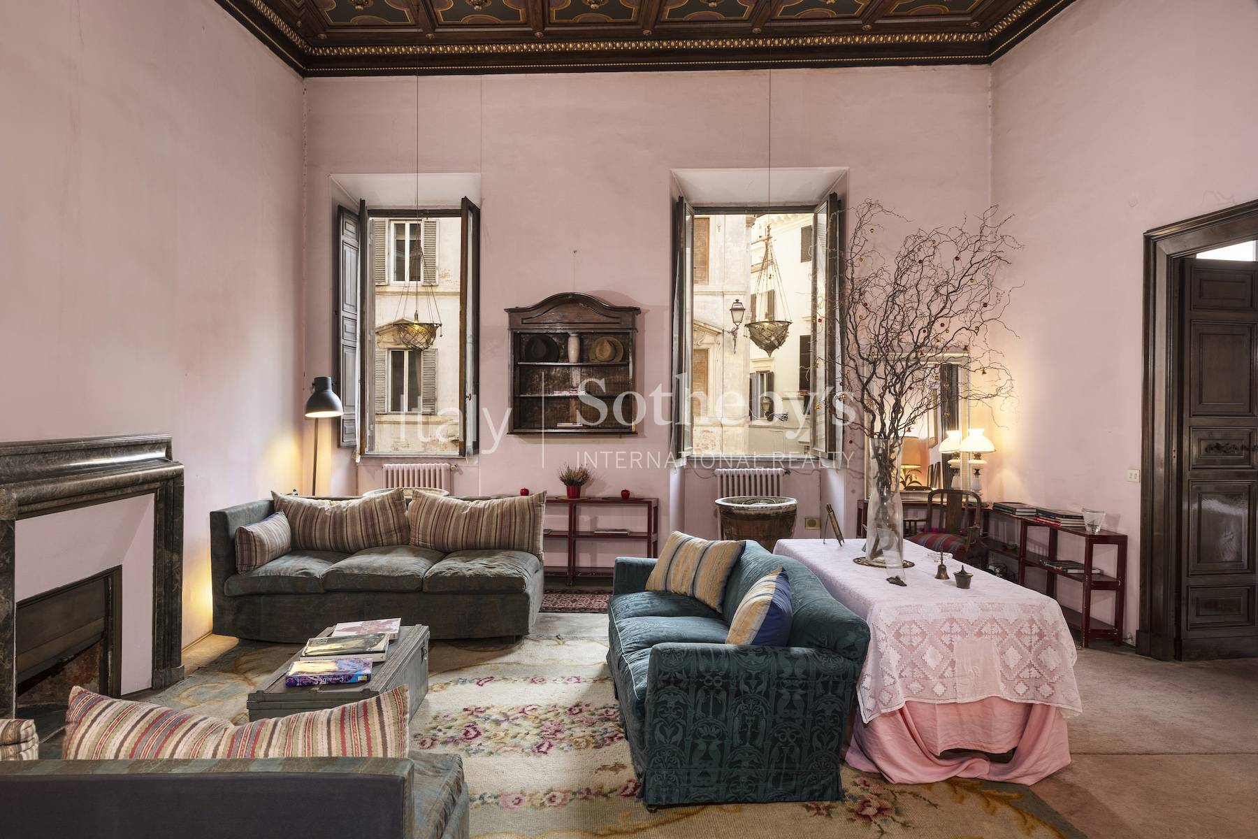  Apartment in noble palace in Piazza Campitelli - 物件實景