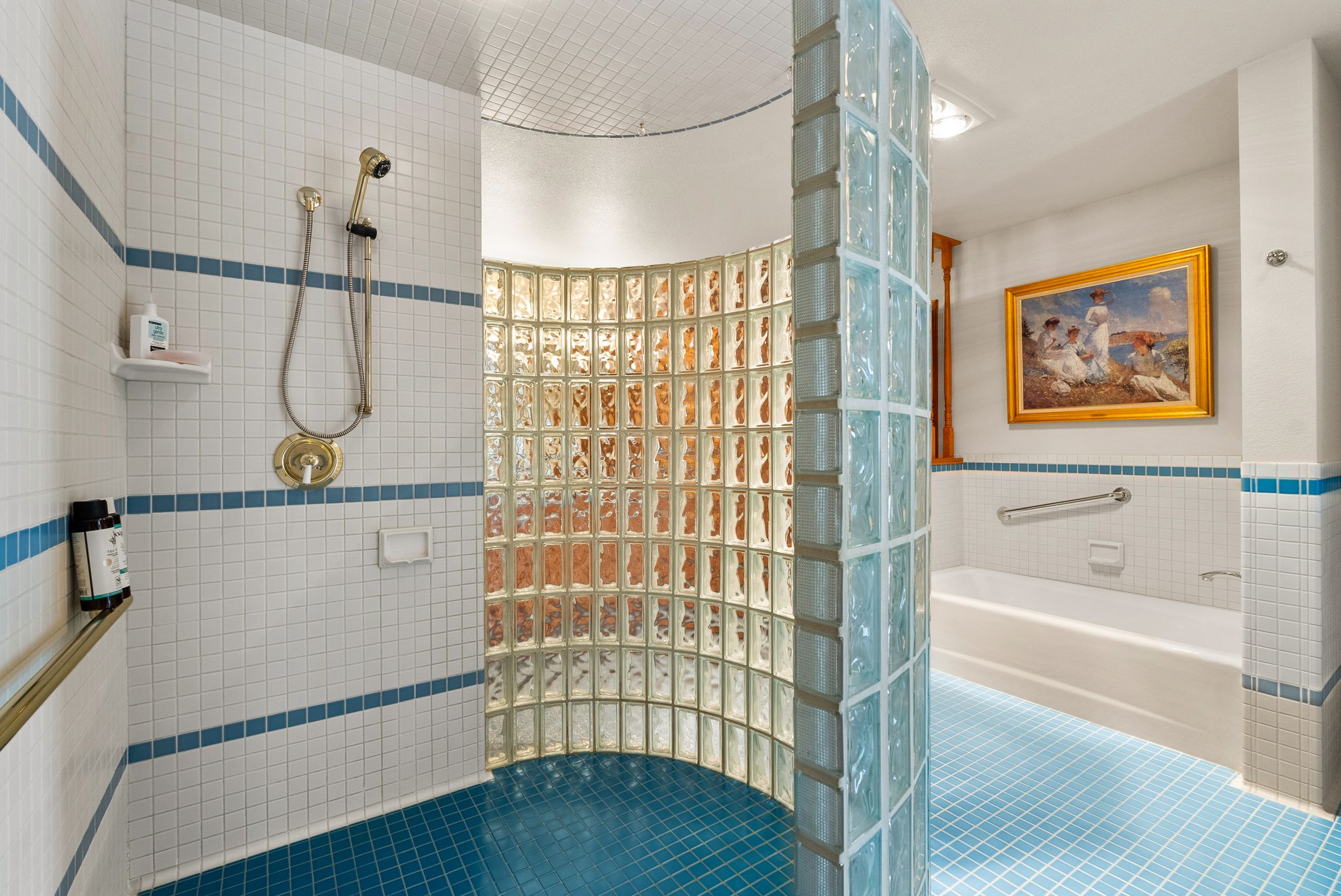 Sandpoint, Idaho, 83864, United States, 3 Bedrooms Bedrooms, ,3 BathroomsBathrooms,Residential,For Sale,1998118