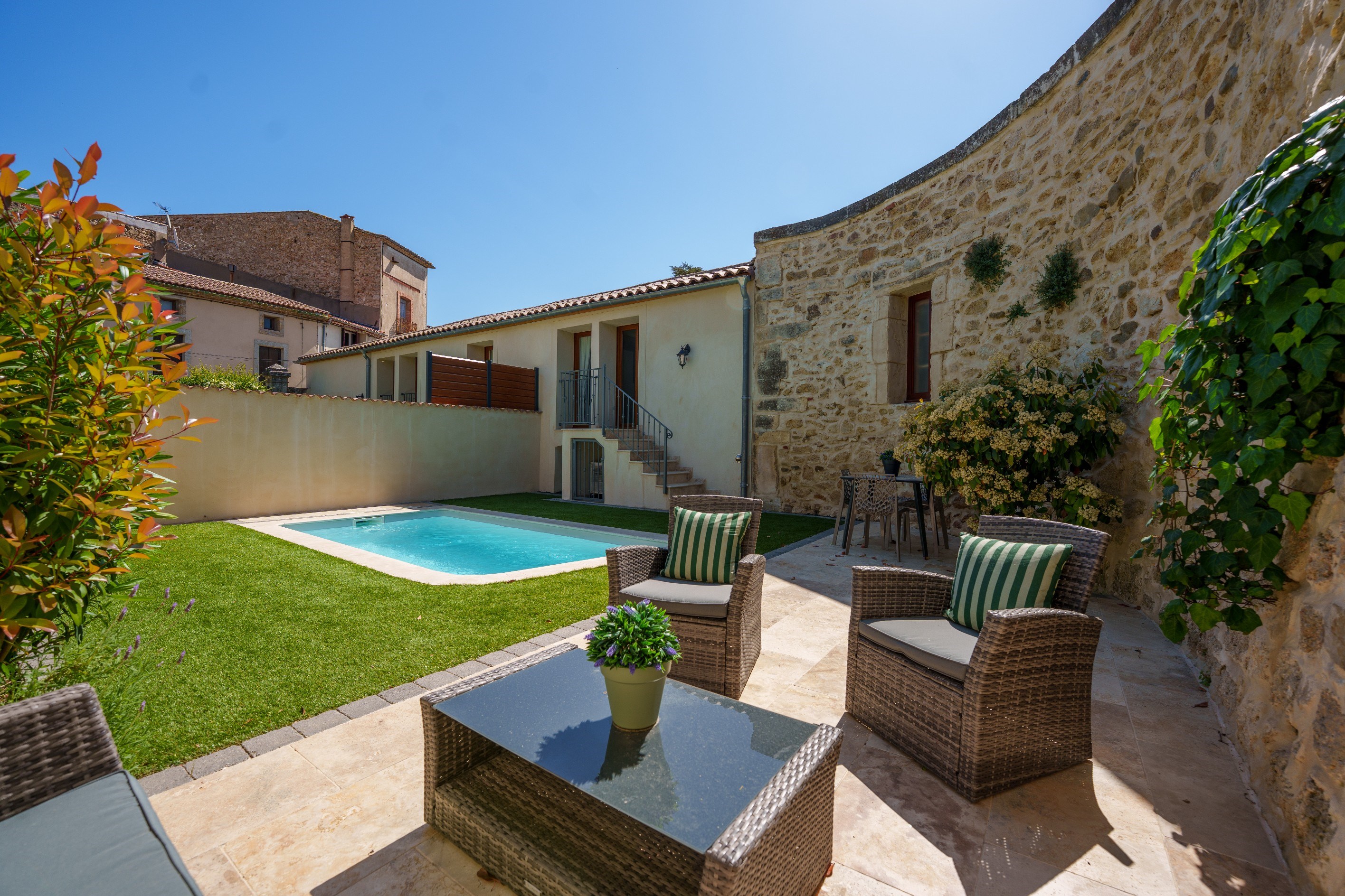  Exquisite Two-Master-Suite Barn Conversion with Pool House & Swimming Pool - 物件實景
