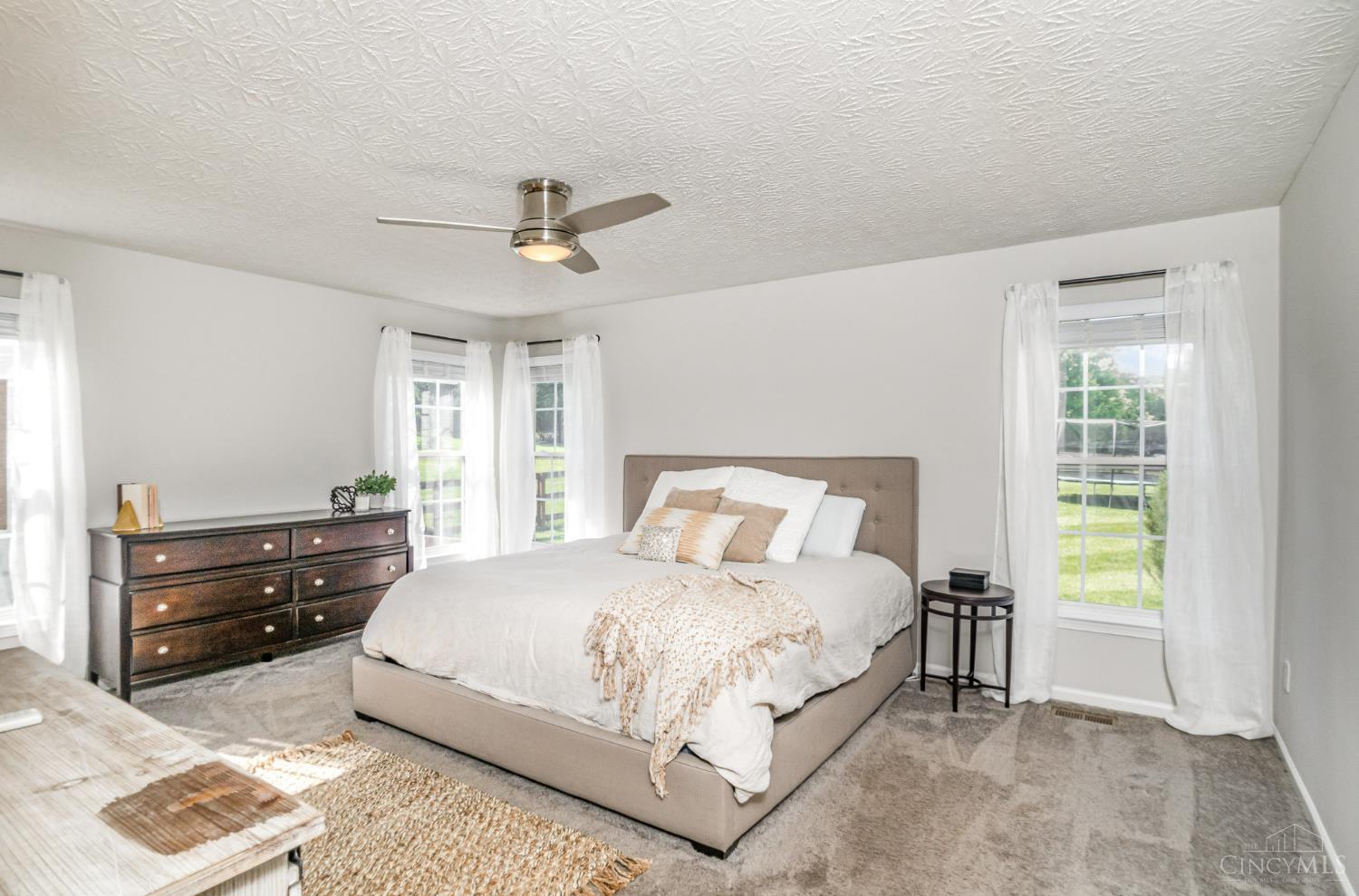 Liberty Twp, Ohio, 45044, United States, 3 Bedrooms Bedrooms, ,3 BathroomsBathrooms,Residential,For Sale,1877114