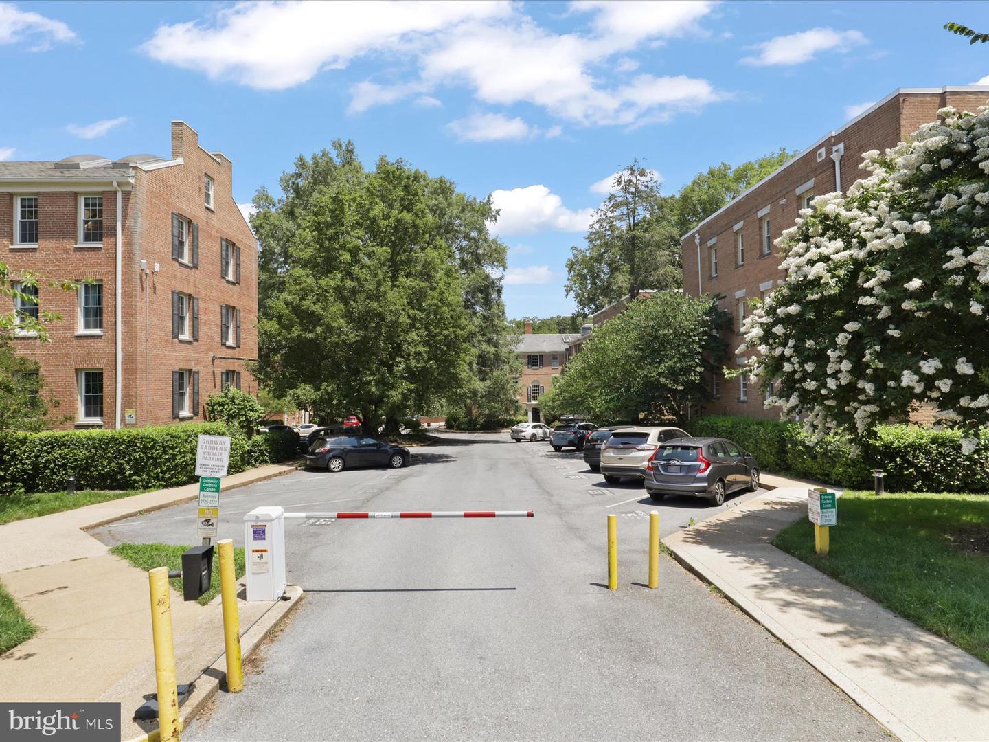 Washington, District of Columbia, 20008, United States, 2 Bedrooms Bedrooms, ,1 BathroomBathrooms,Residential,For Sale,1875463