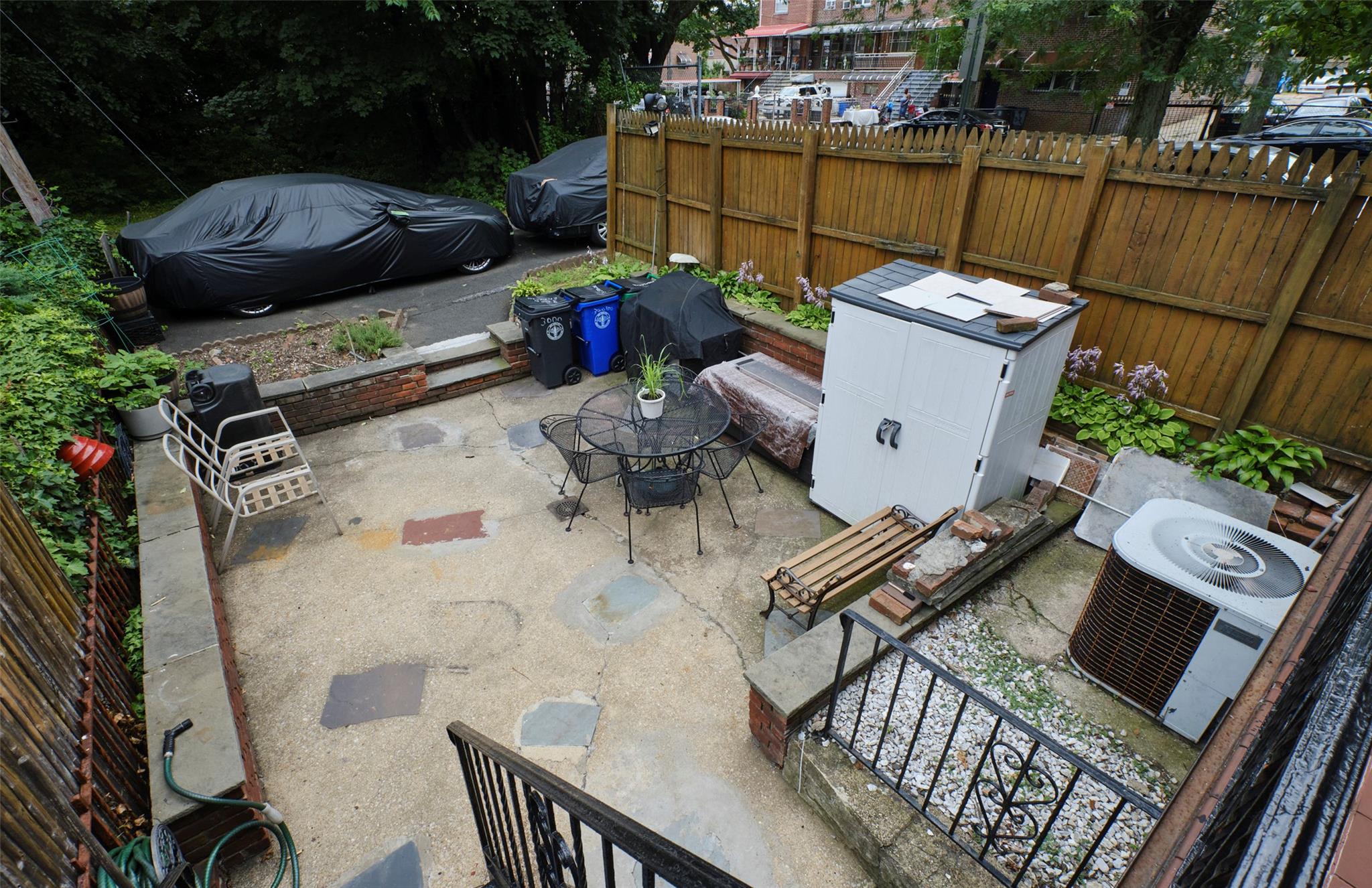 Bronx, New York, 10469, United States, 3 Bedrooms Bedrooms, ,3 BathroomsBathrooms,Residential,For Sale,1907076