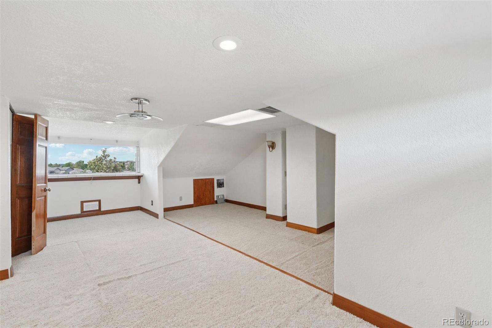 Aurora, Colorado, 80018, United States, 3 Bedrooms Bedrooms, ,4 BathroomsBathrooms,Residential,For Sale,1982686