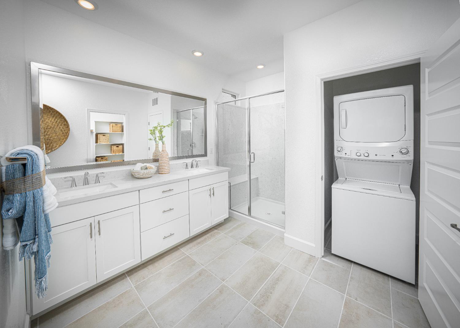 Stockton, California, 95219, United States, 4 Bedrooms Bedrooms, ,4 BathroomsBathrooms,Residential,For Sale,1939807