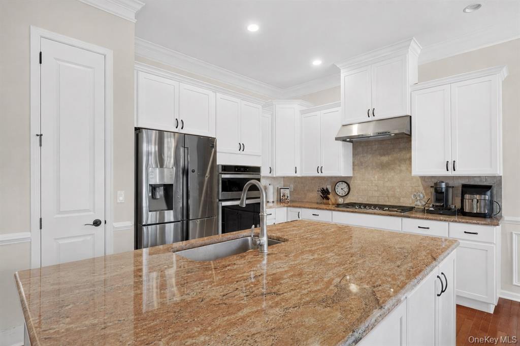 Hopewell Junction, New York, 12533, United States, 3 Bedrooms Bedrooms, ,3 BathroomsBathrooms,Residential,For Sale,2018631