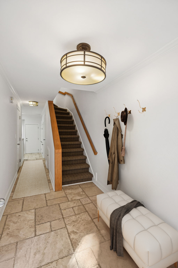 Evanston, Illinois, 60202, United States, 3 Bedrooms Bedrooms, ,3 BathroomsBathrooms,Residential,For Sale,1947564