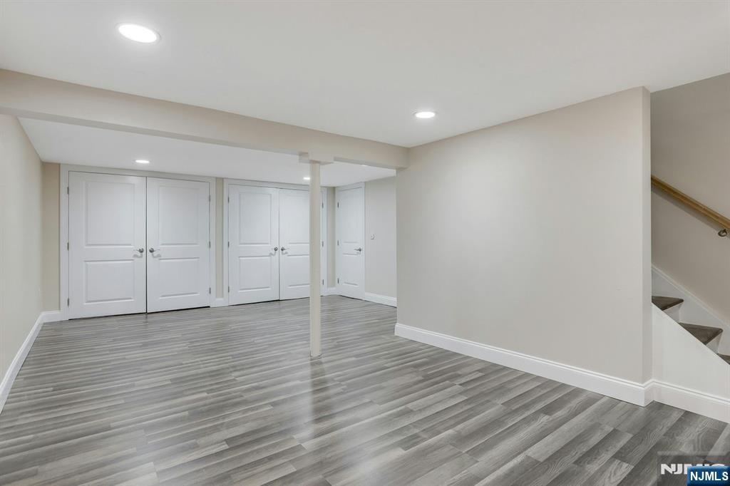 Old Tappan, New Jersey, 07675, United States, 4 Bedrooms Bedrooms, ,3 BathroomsBathrooms,Residential,For Sale,1906748