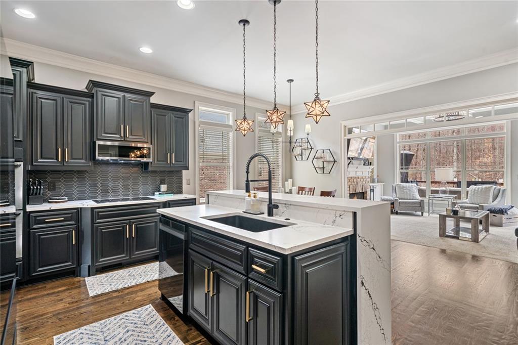 Cumming, Georgia, 30040, United States, 5 Bedrooms Bedrooms, ,5 BathroomsBathrooms,Residential,For Sale,2012317