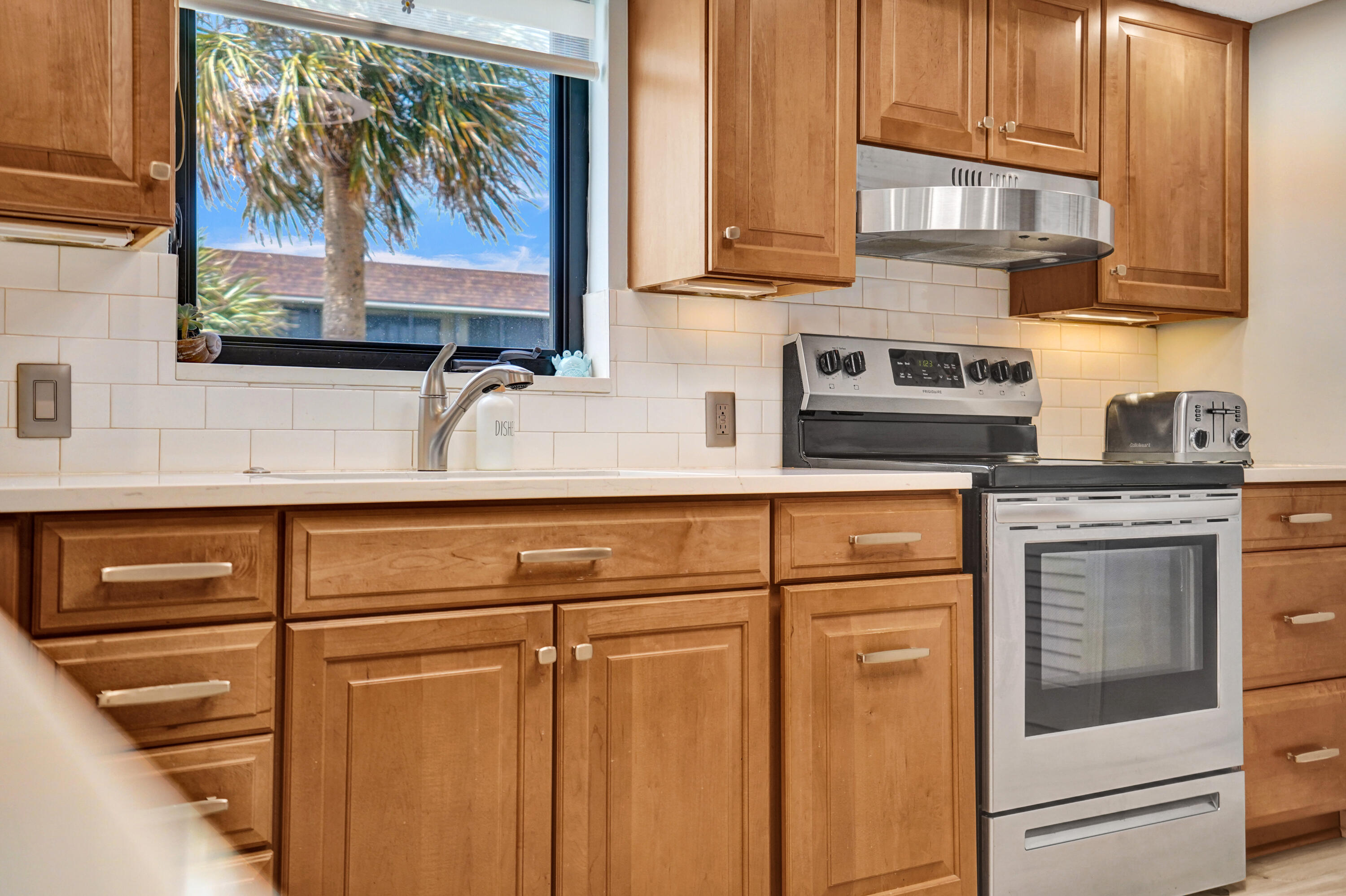 Boynton Beach, Florida, 33435, United States, 2 Bedrooms Bedrooms, ,2 BathroomsBathrooms,Residential,For Sale,1849946