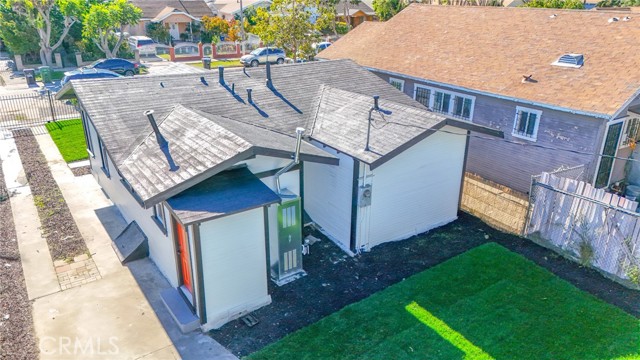 Los Angeles, California, 90044, United States, 2 Bedrooms Bedrooms, ,1 BathroomBathrooms,Residential,For Sale,2008191