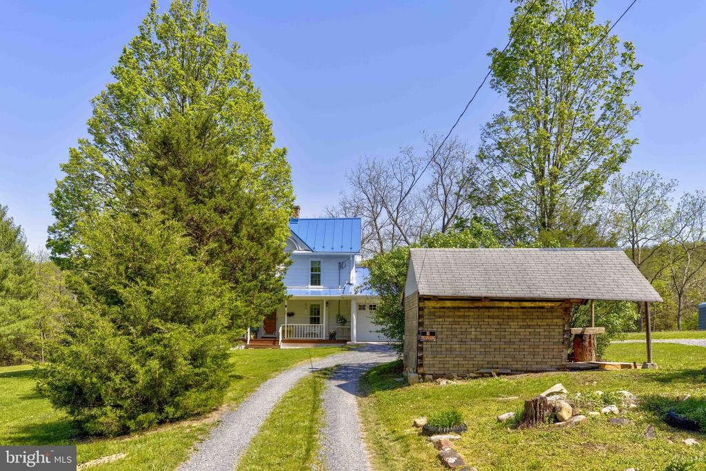 Wardensville, West Virginia, 26851, United States, 3 Bedrooms Bedrooms, ,1 BathroomBathrooms,Residential,For Sale,1930420