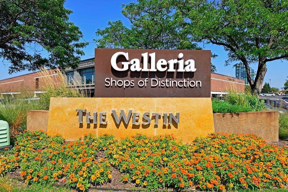 Edina, Minnesota, 55435, United States, 4 Bedrooms Bedrooms, ,3 BathroomsBathrooms,Residential,For Sale,1907442