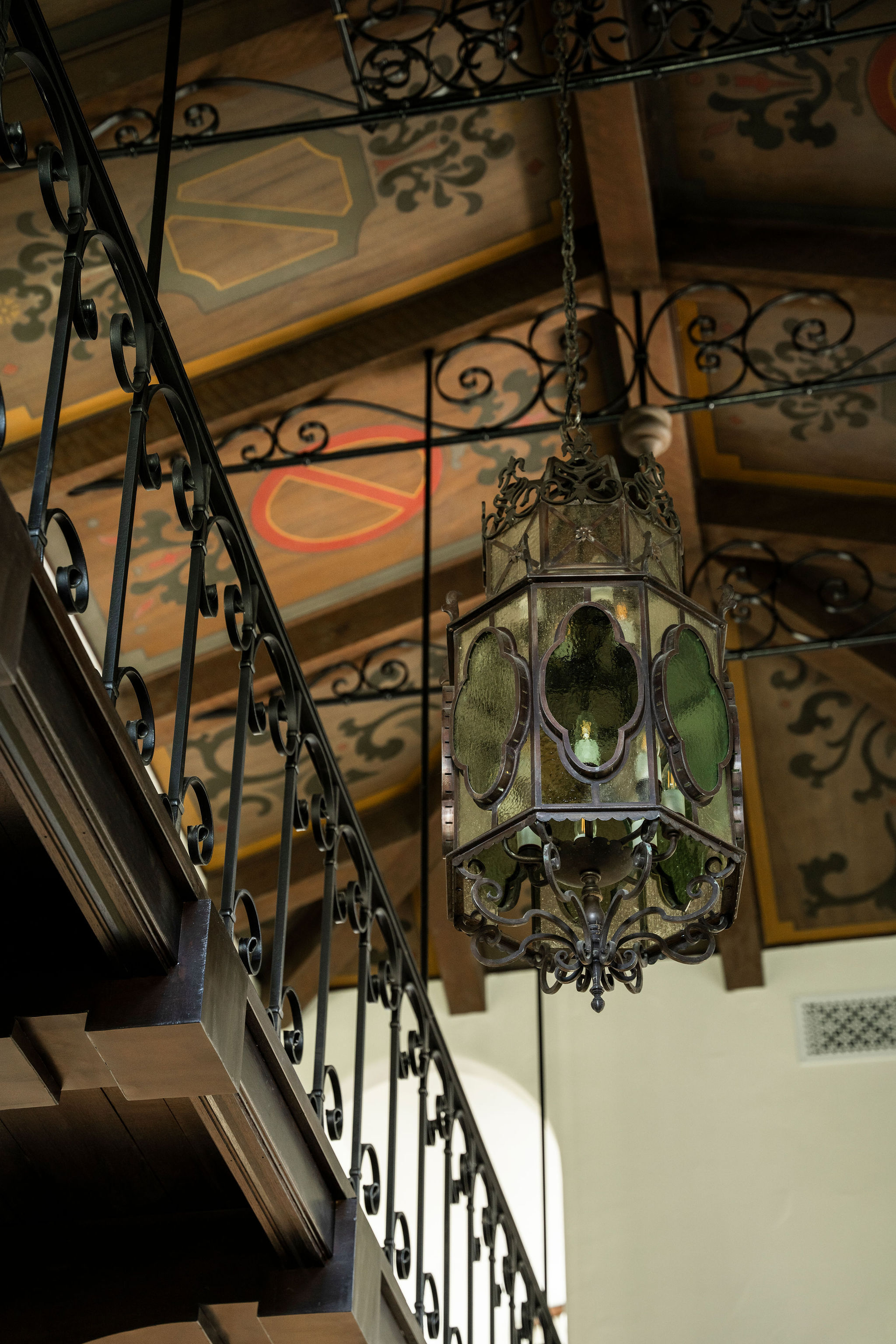  2110 Hill Dr - 物件實景