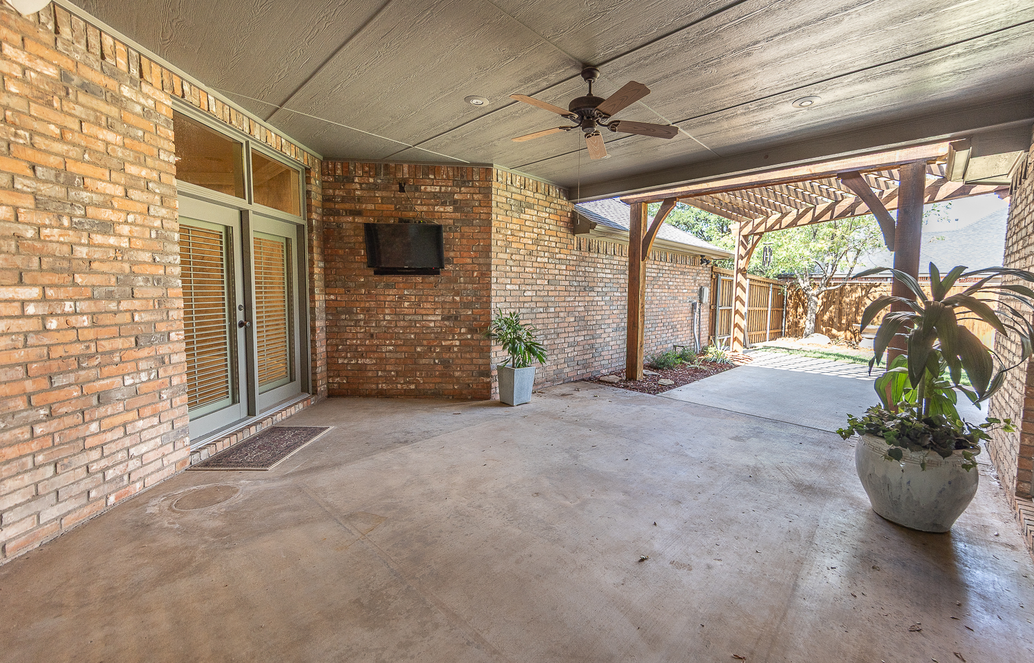 Lubbock, Texas, 79424, United States, 4 Bedrooms Bedrooms, ,3 BathroomsBathrooms,Residential,For Sale,1998502