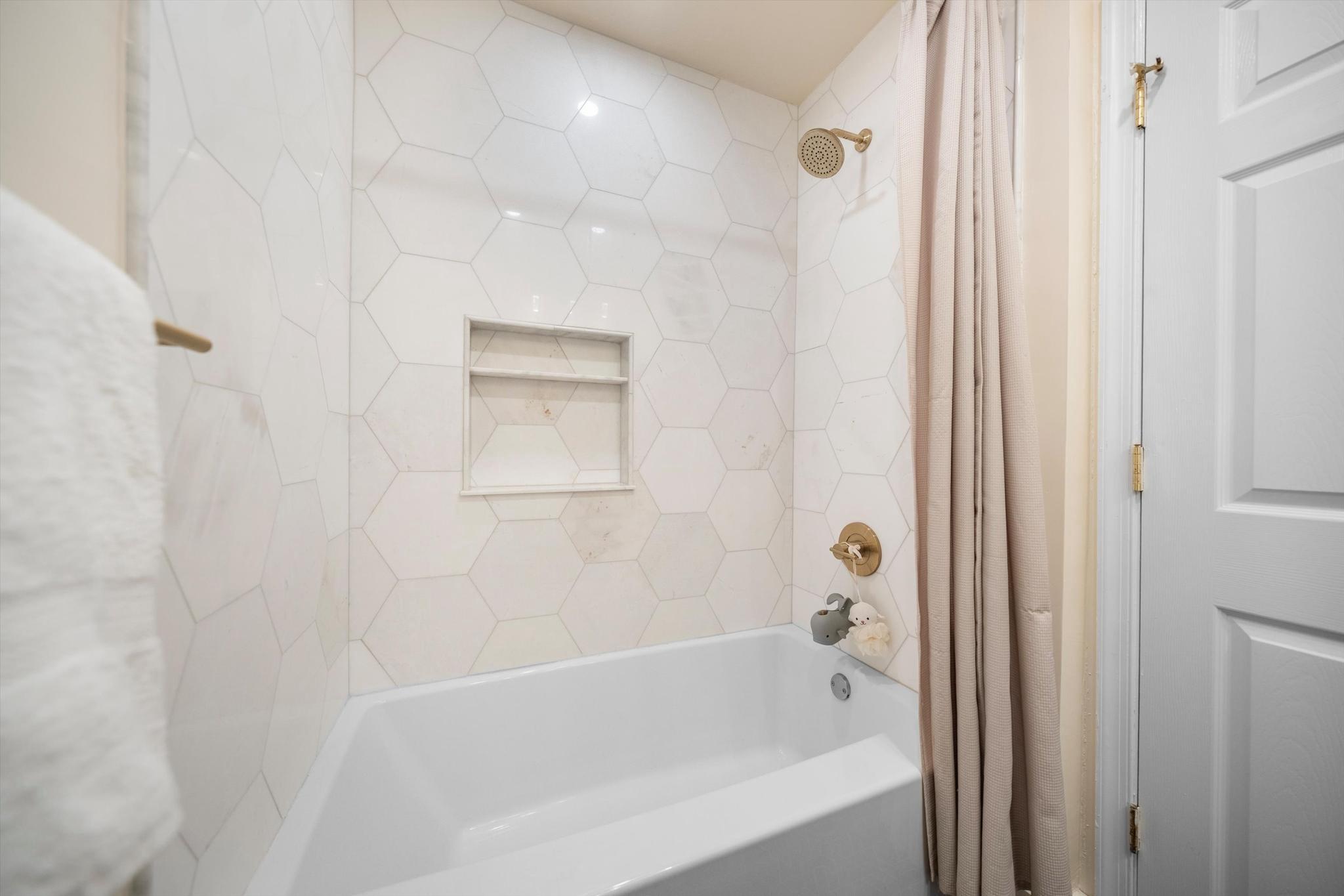  4454 Greenwich Parkway NW, Washington, DC, 20007 - 物件實景