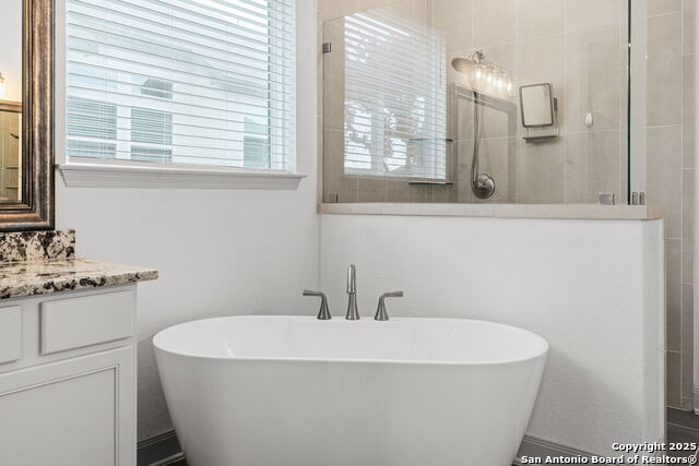 Boerne, Texas, 78006, United States, 4 Bedrooms Bedrooms, ,3 BathroomsBathrooms,Residential,For Sale,1957573