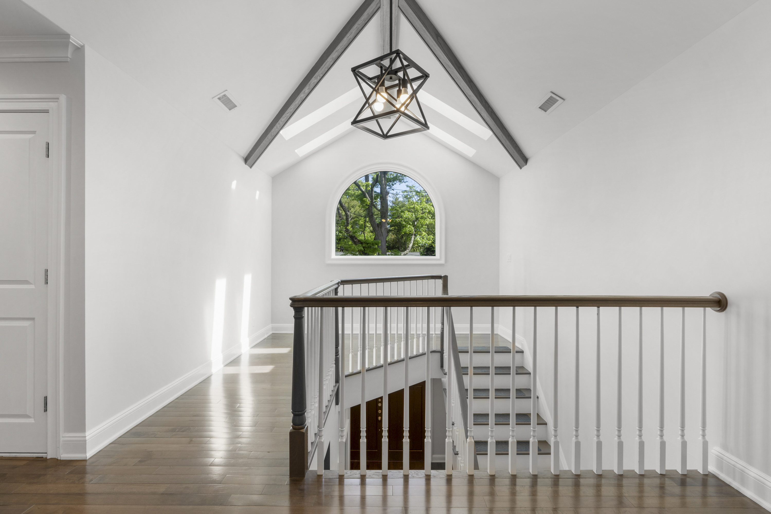  Exceptional Custom Colonial - 物件實景