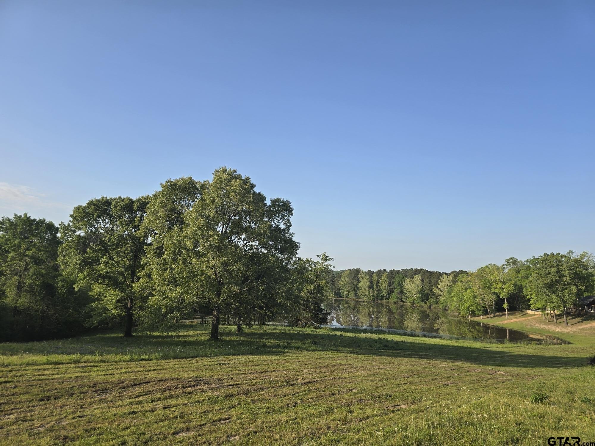 Hughes Springs, Texas, 75656, United States, 4 Bedrooms Bedrooms, ,3 BathroomsBathrooms,Residential,For Sale,1974783