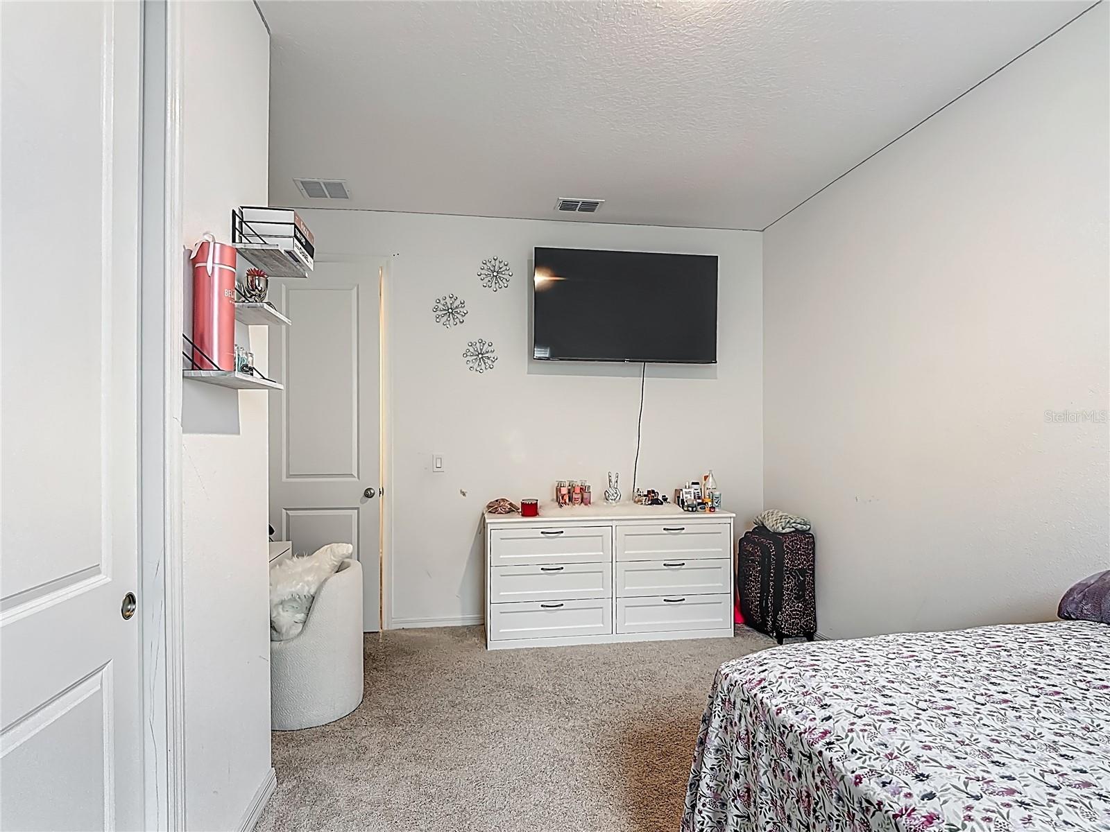 ST CLOUD, Florida, 34771, United States, 5 Bedrooms Bedrooms, ,4 BathroomsBathrooms,Residential,For Sale,1980959