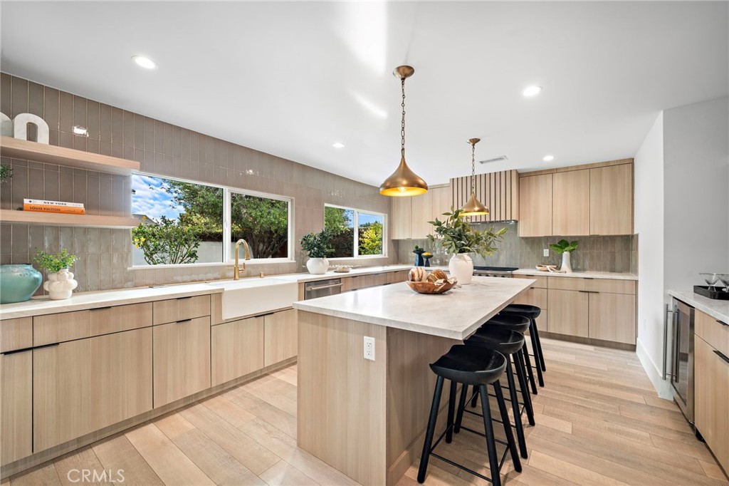 Huntington Beach, California, 92649, United States, 5 Bedrooms Bedrooms, ,4 BathroomsBathrooms,Residential,For Sale,1986485