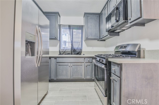 Los Angeles, California, 90059, United States, 2 Bedrooms Bedrooms, ,1 BathroomBathrooms,Residential,For Sale,2008136