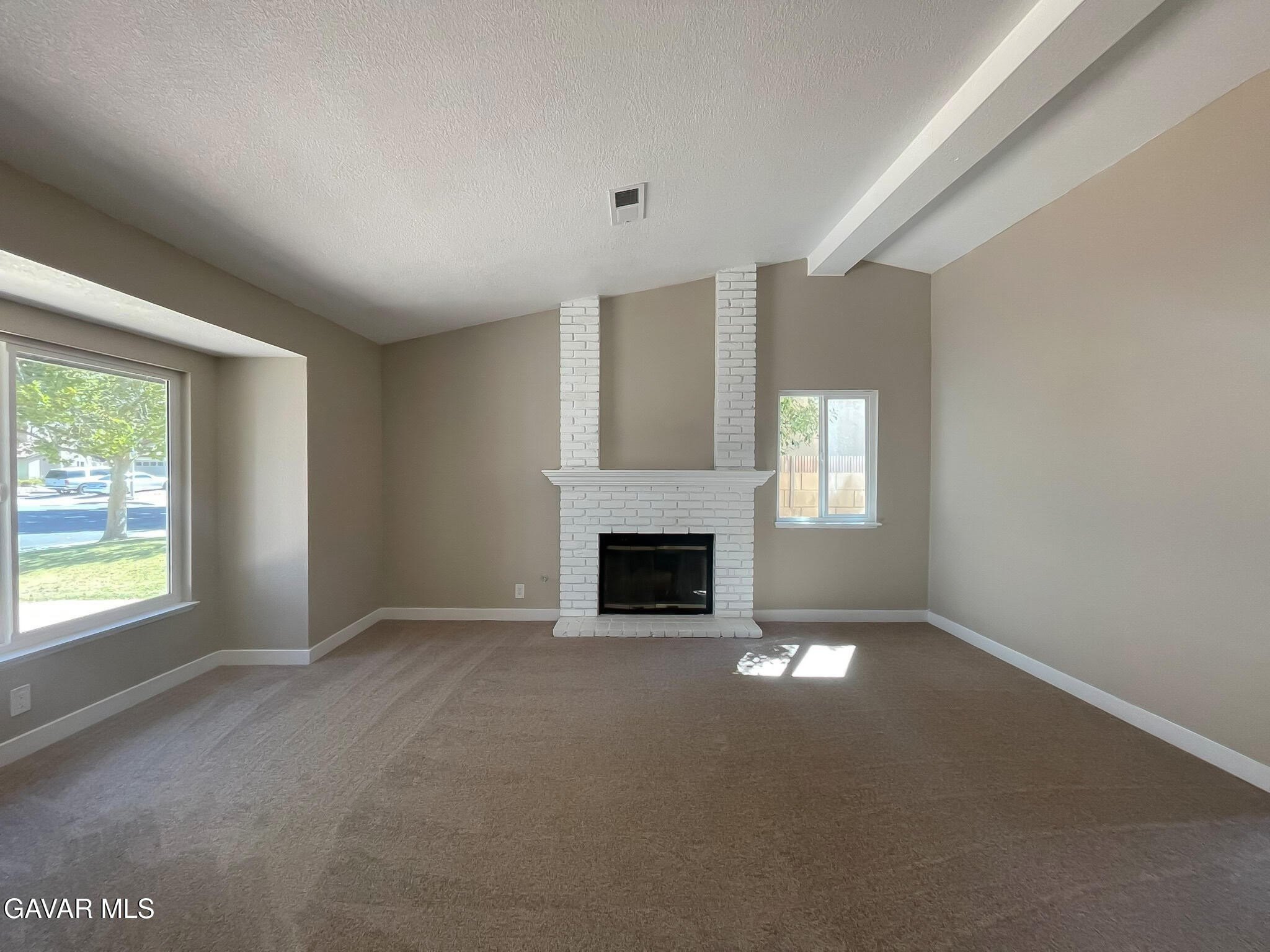 Lancaster, California, 93536, United States, 5 Bedrooms Bedrooms, ,3 BathroomsBathrooms,Residential,For Sale,1921433