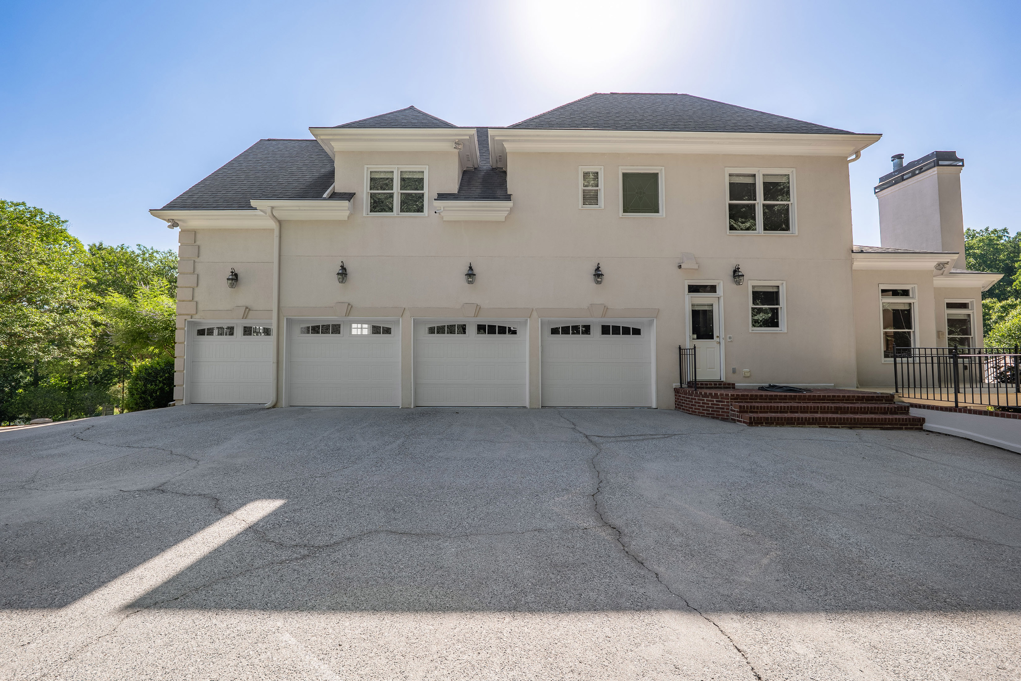  Exceptional Seven Bedroom Estate on Private Cul-de-sac - 物件實景
