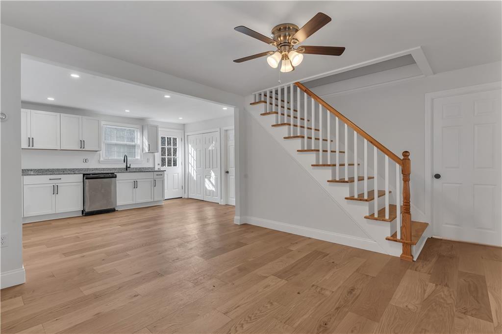 Burrillville, Rhode Island, 02859, United States, 5 Bedrooms Bedrooms, ,3 BathroomsBathrooms,Residential,For Sale,2008536