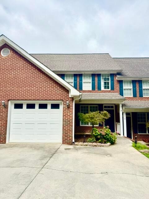 Summer Gate Way, Dalton, GA 30720
