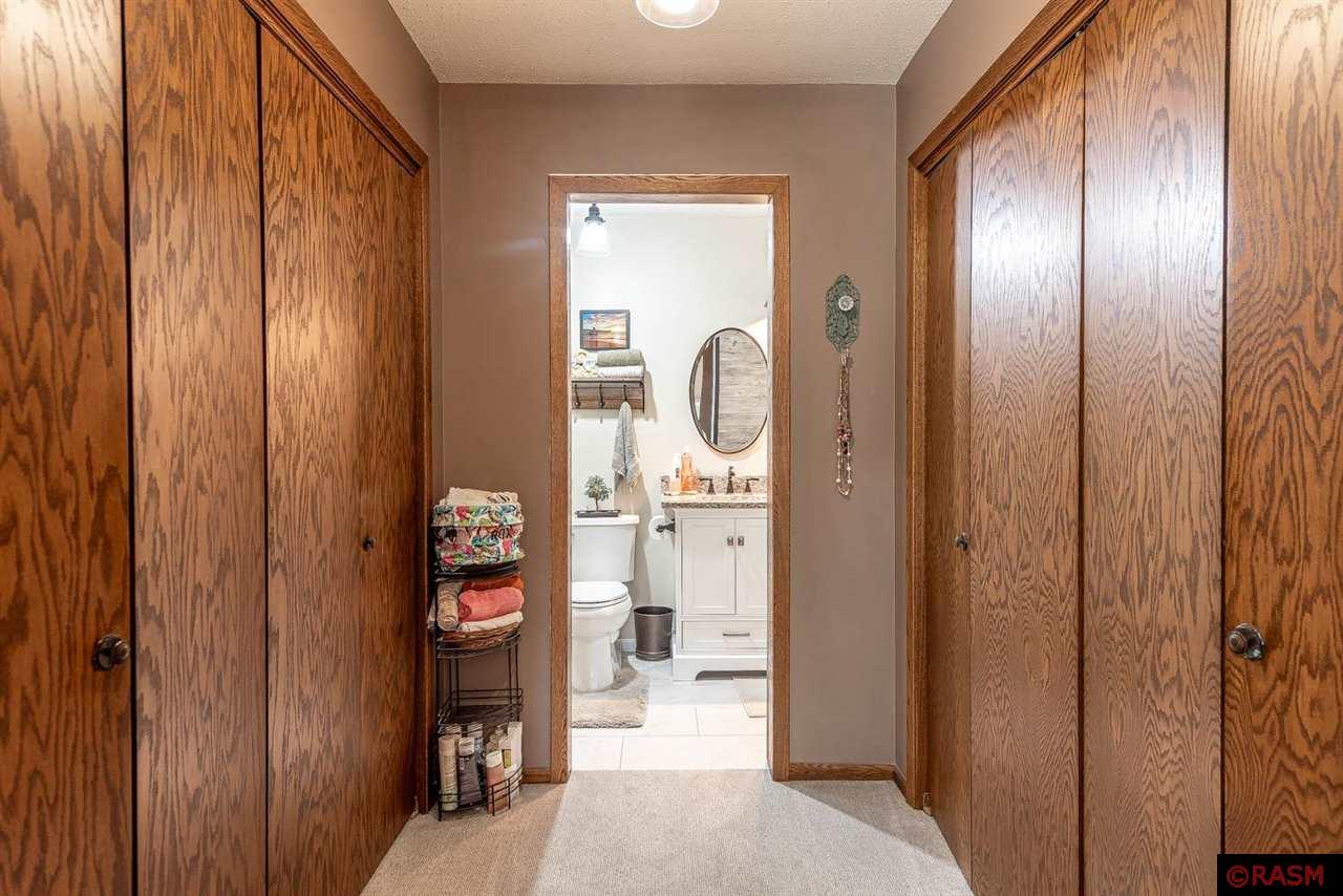 Mankato, Minnesota, 56001, United States, 5 Bedrooms Bedrooms, ,1 BathroomBathrooms,Residential,For Sale,1914135