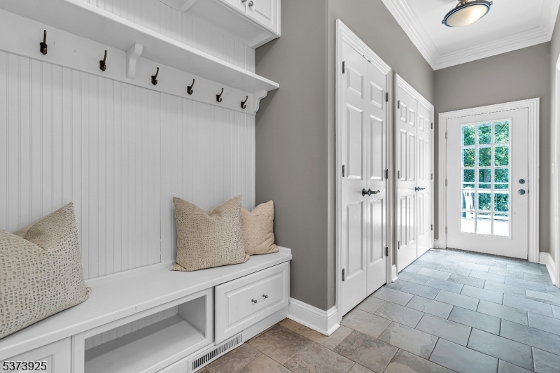 Bernardsville Boro, New Jersey, 07924, United States, 5 Bedrooms Bedrooms, ,8 BathroomsBathrooms,Residential,For Sale,1910791