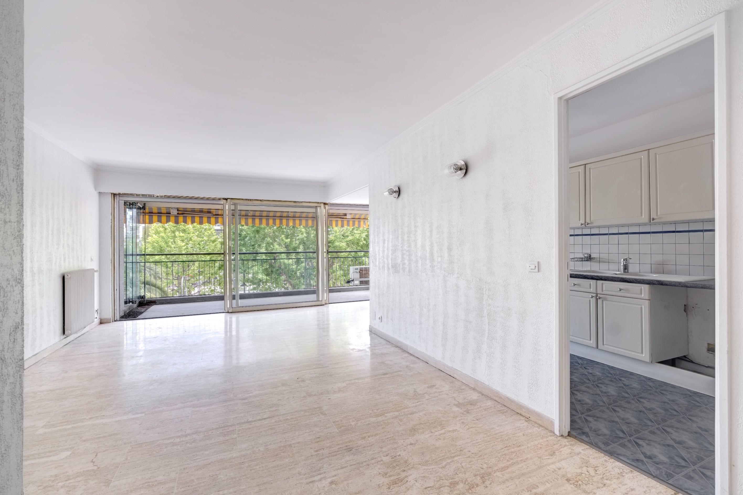  Palm Beach Cannes apartment with terrace and renovation potential near the beac… - 物件實景