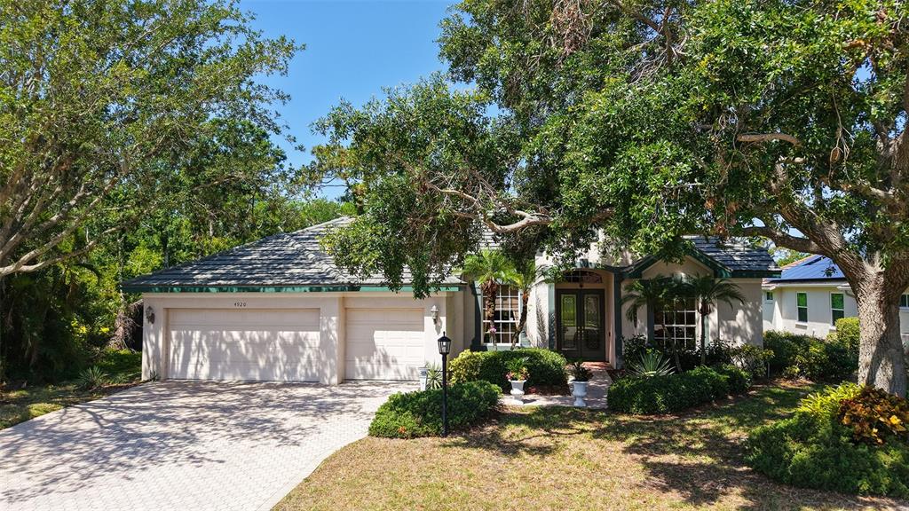 Sarasota, Florida, 34243, United States, 3 Bedrooms Bedrooms, ,3 BathroomsBathrooms,Residential,For Sale,1820877