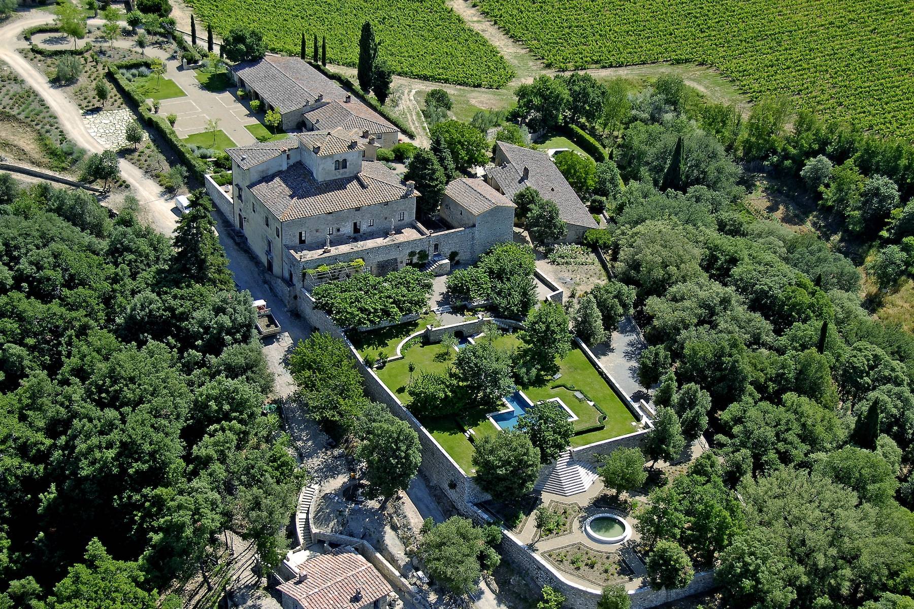 Charming villa in the heart of Chianti Classico 