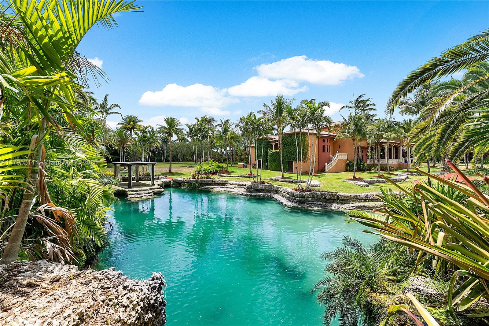 Homestead, Florida, 33031, United States, 6 Bedrooms Bedrooms, ,7 BathroomsBathrooms,Residential,For Sale,1804180
